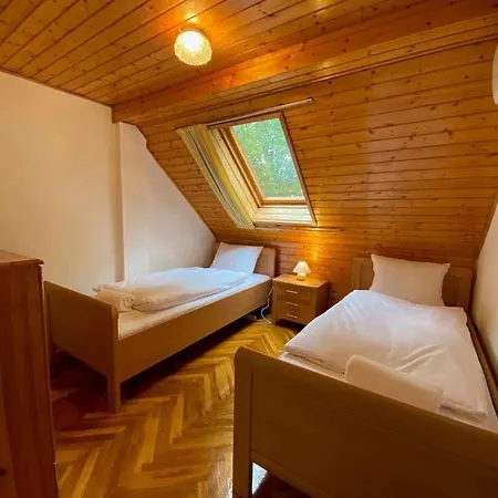 Petofi 24 * Siófok